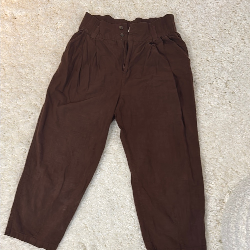Urban outfitters women’s high rise pleated taper pant ankle length size large
